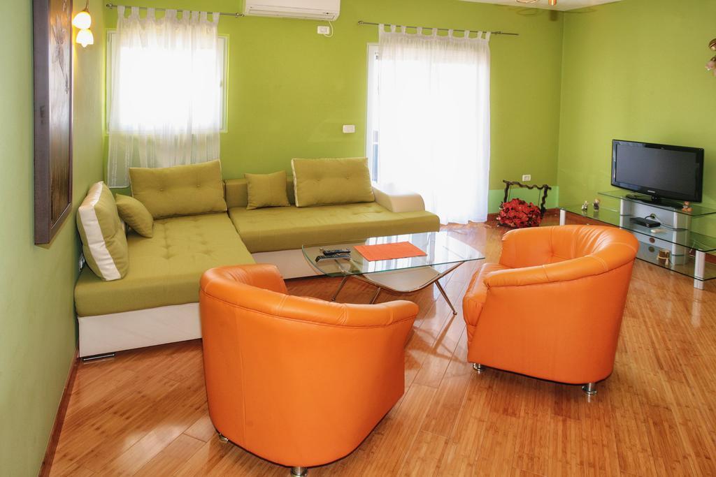 Apartments Villa Happy Mrcevac Exterior foto