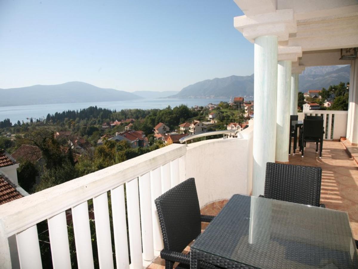 Apartments Villa Happy Mrcevac Exterior foto